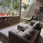 Πανσιόν The Orange Garden Corniglia