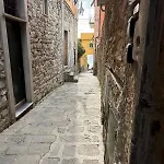 The Orange Garden Πανσιόν