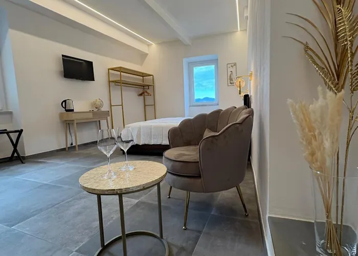 The Orange Garden Corniglia