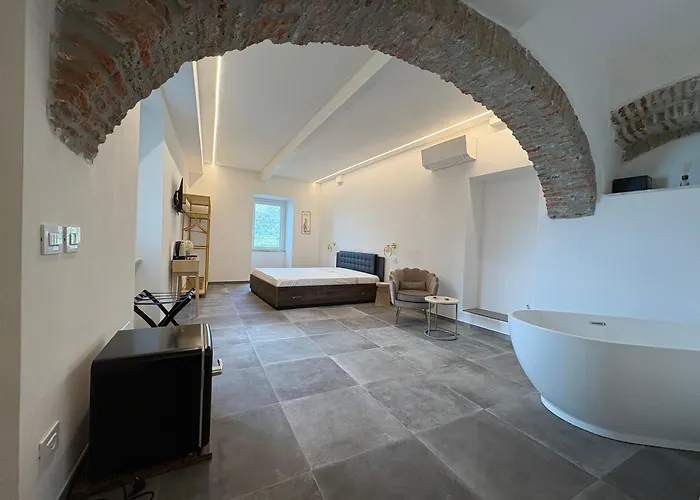 The Orange Garden Gasthuis 4*