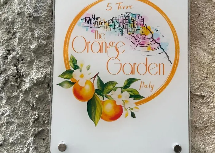 The Orange Garden Gasthuis Corniglia