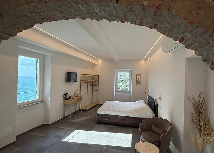 The Orange Garden Gasthuis Corniglia