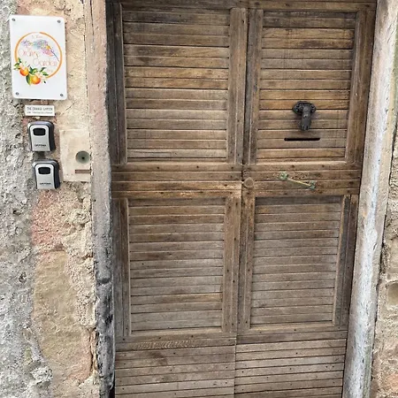 Πανσιόν The Orange Garden Corniglia
